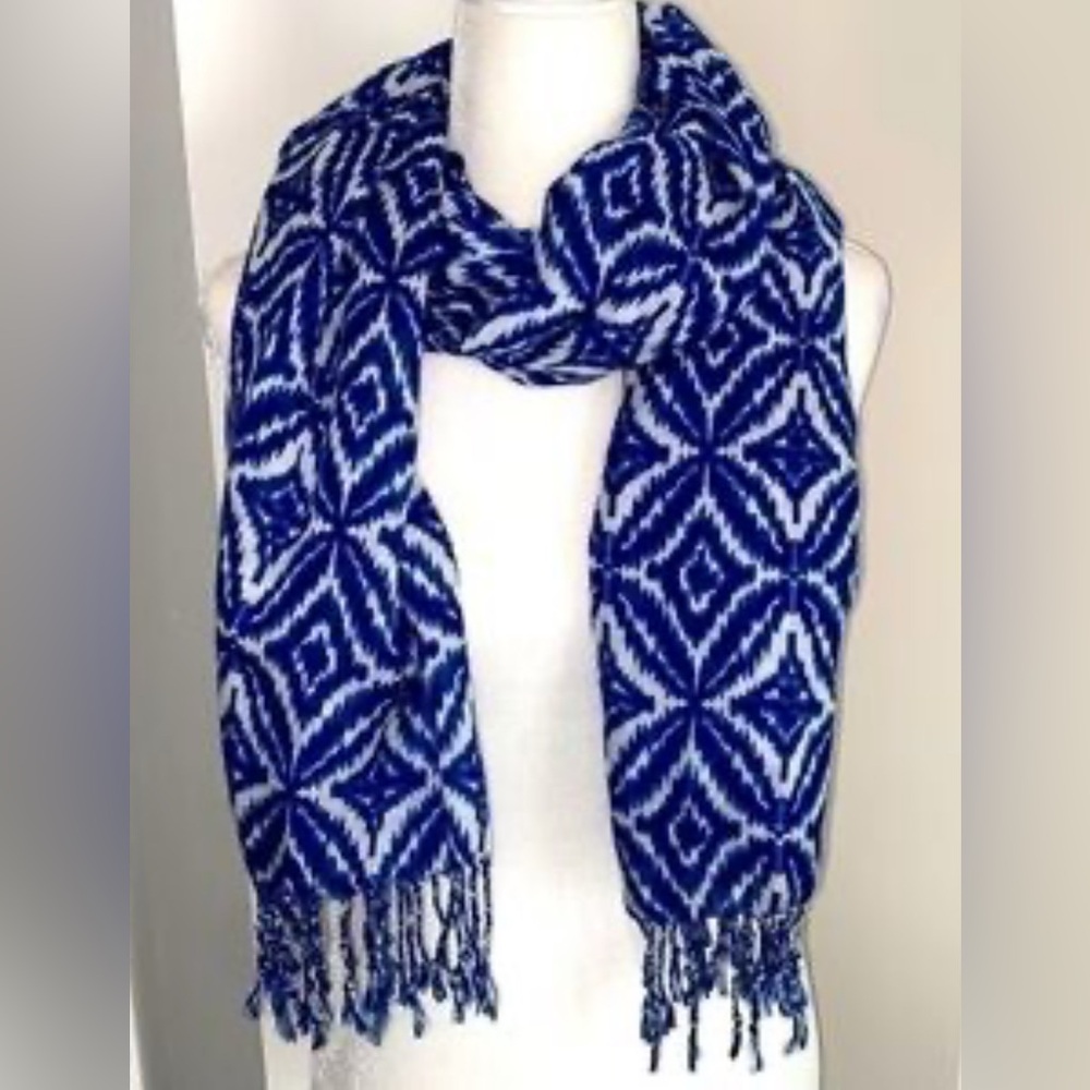 Blue Geometric Pattern Scarf